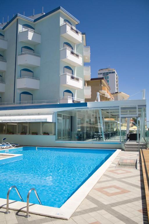 Hotel Niagara 4*